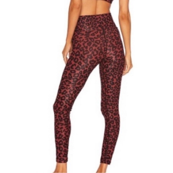 Beach Riot Cara Legging Ribbed Leopard Red Medium - Picture 2 of 5